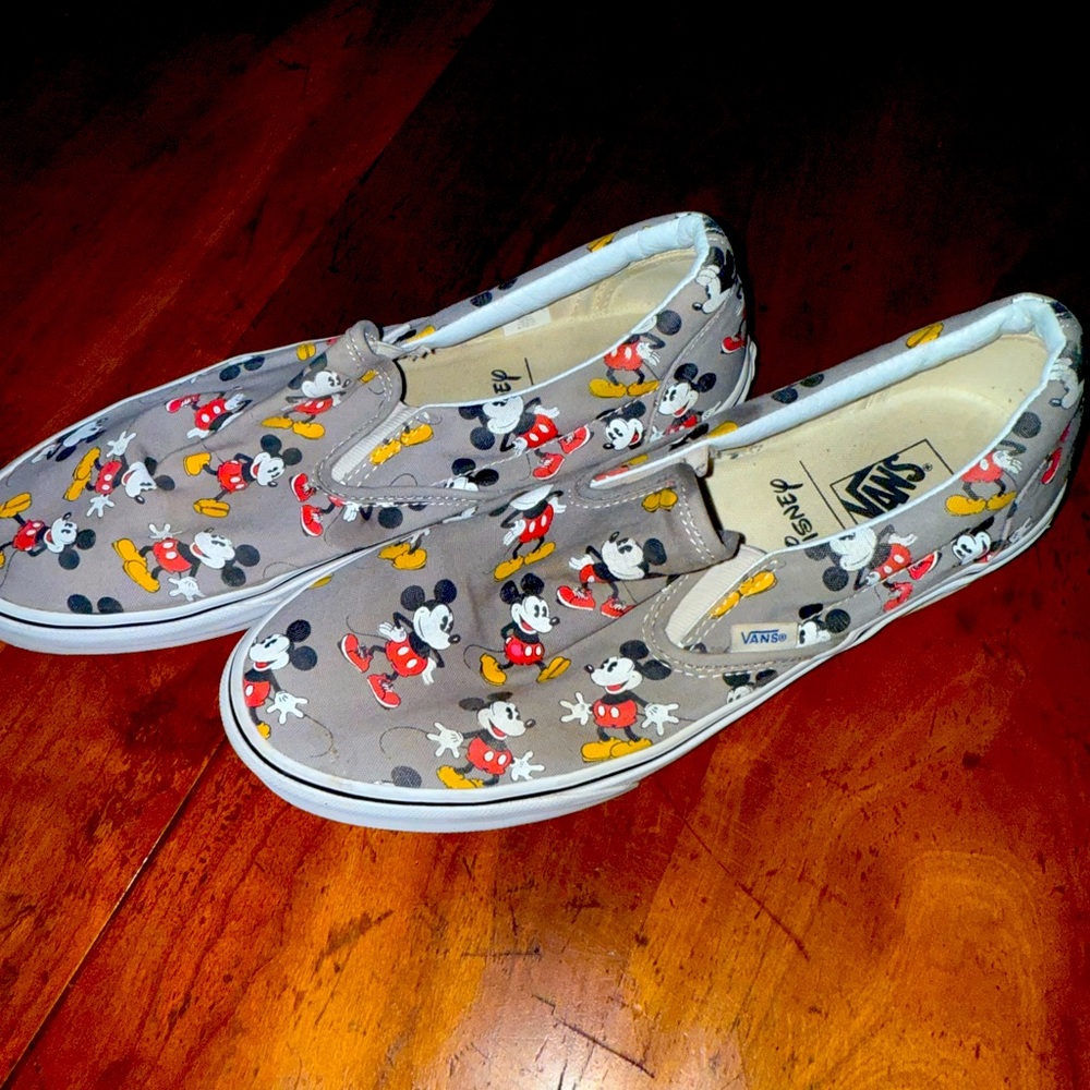 Disney Mickey Mouse vans